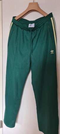 Hose von "adidas", Grösse L, grün