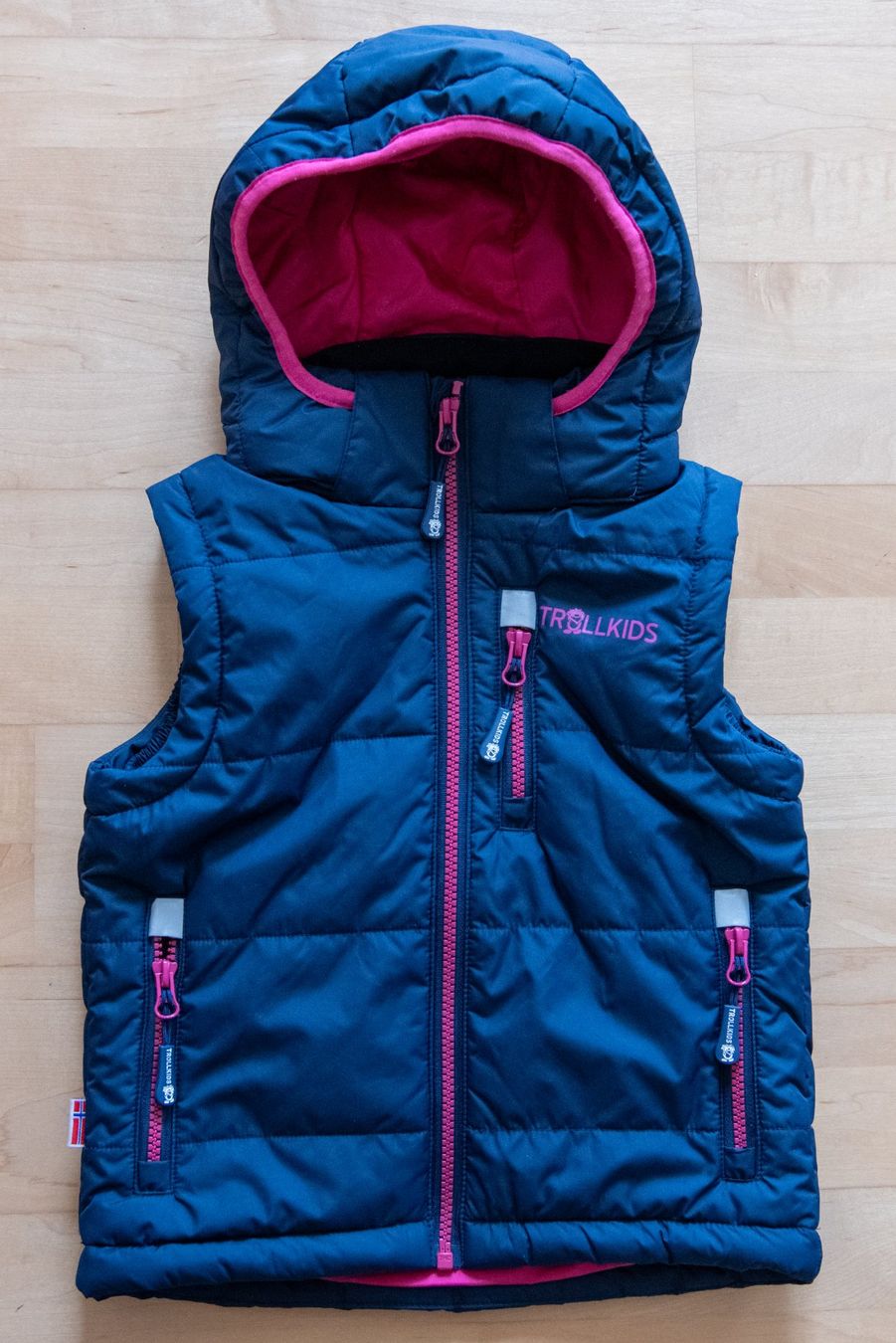 Sonstige Mädchenkleider: Gilet von Trollkids, Gr. 110 – Gebraucht aus Meilen von luca70