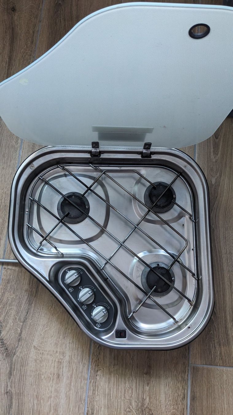 Dometic Gaskochfeld 3-flammig EK 2000 für Camper (Gebraucht) in Gunzwil für CHF 35 – nur Abholung auf Ricardo kaufen
