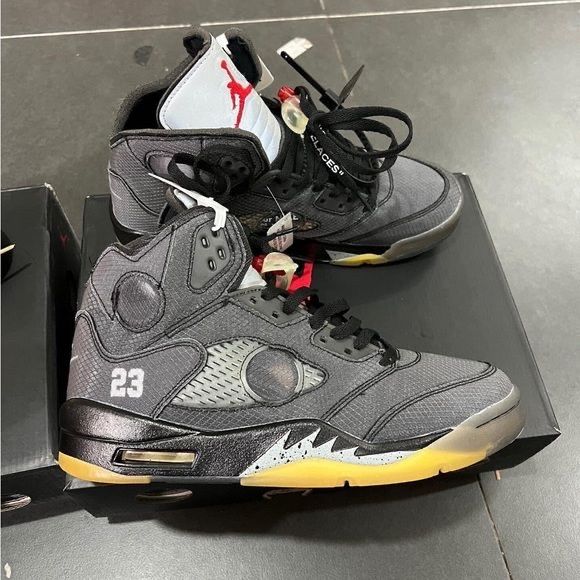 Scarpe da uomo: Jordan 5 OFF WHITE – Usato da Flawil venduto da ste_l8l7 1