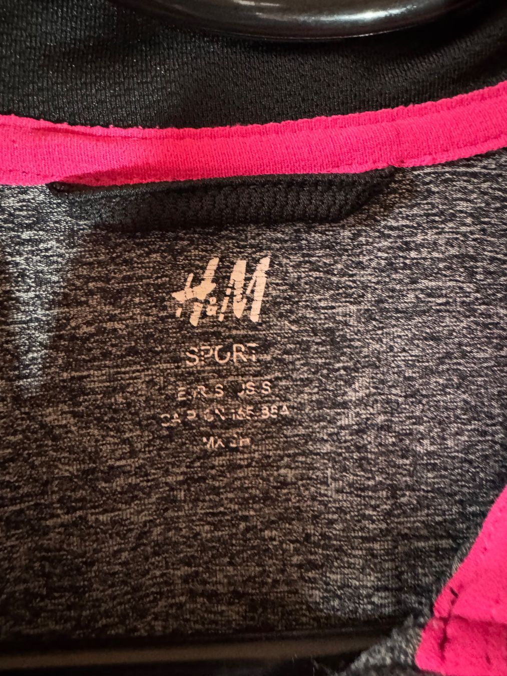 H&M Giacche: Jacke von H&M Sport Gr. S – Usato da Grosswangen venduto da second_hand_dress 1