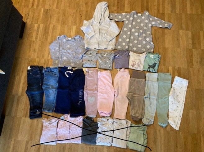 Lotti & Set di vestiti: Mädchen Kleider Grösse 68 auch einzeln erhältlich – Usato da Zürich venduto da Retrogirl