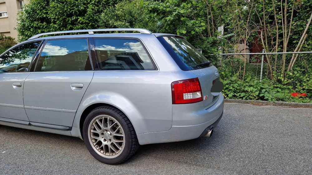 Audi S6 quattro Avant C5  2