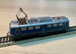 Märklin 3039 H0 DB Elektrolok 110 234-2 AC fährt