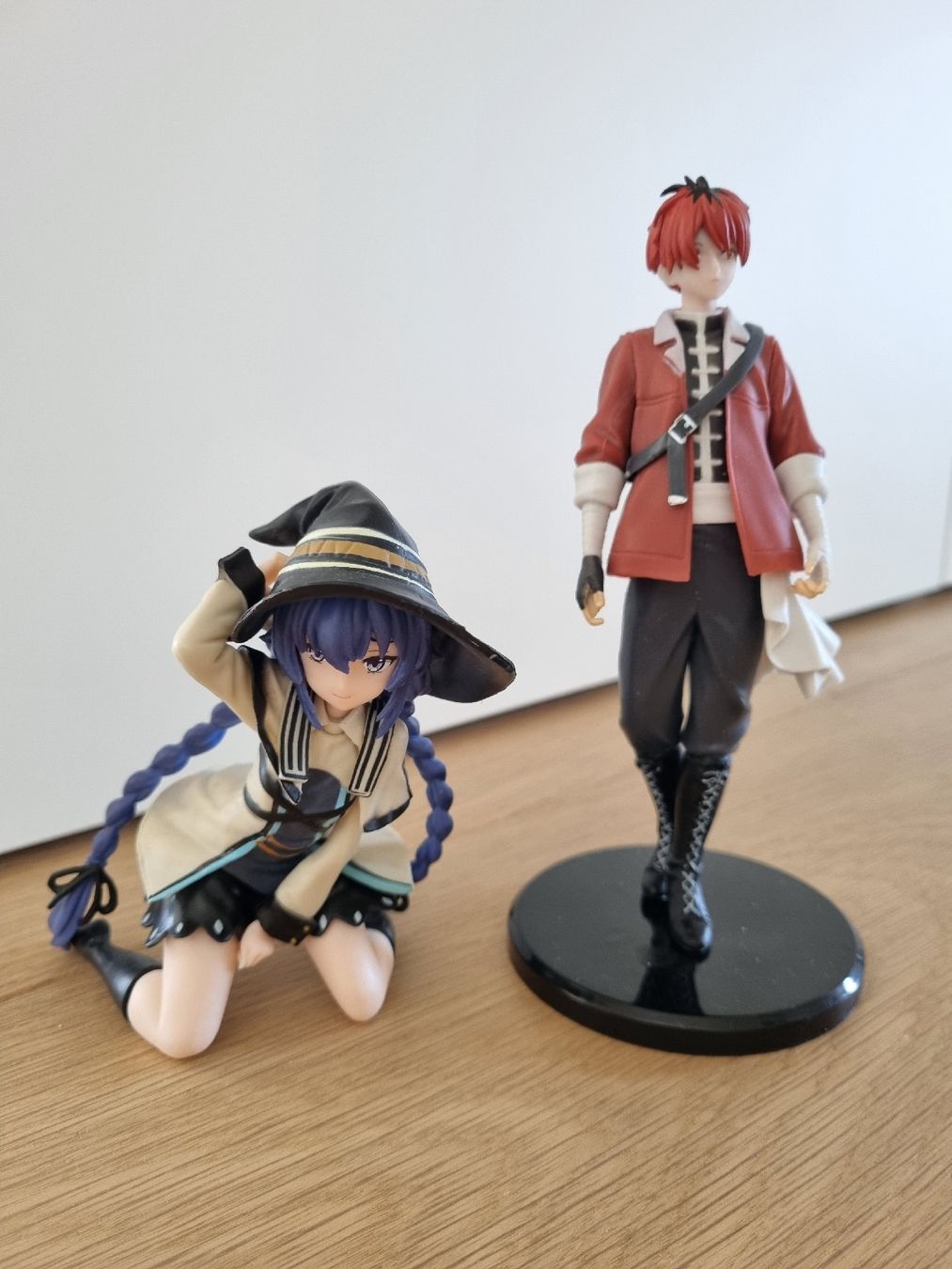 Statuette: Figurines manga – Usato da La Tour-de-Trême venduto da Coco06
