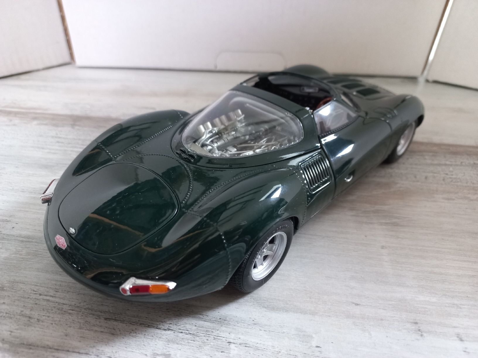 Autoart Voitures modèles: Jaguar XJ13 1/18 Autoart – Neuf (Voir description) à Attalens par remy_s00 2