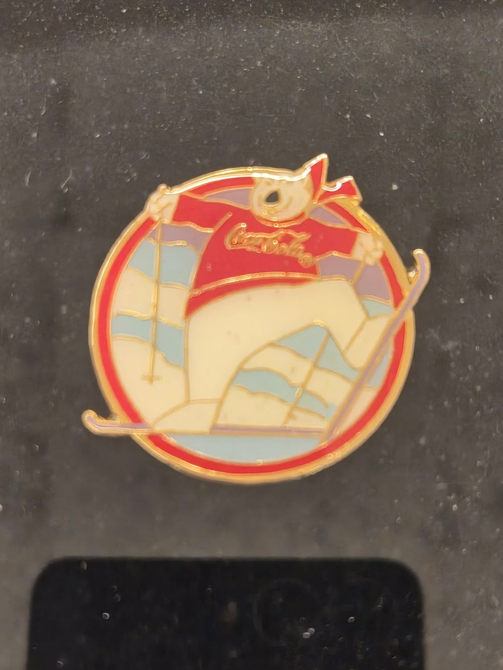Coca-Cola Placchette & Badge: Pin Brosche Badge goldfarben, 10 Stk, Coca Cola – Nuovo (secondo la descrizione) da Pratteln venduto da Dollshop 5