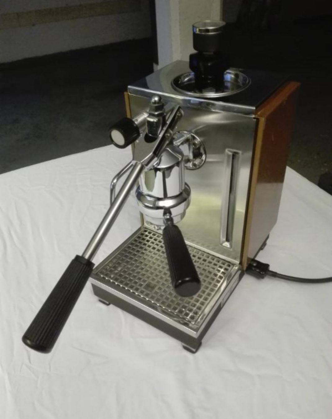 Olympia Express Machines à café & Machines à expresso: Olimpya Express Cremina 67 Oldtimer Espressomaschine Kaffeem – D'occasion à Stabio par vespasprint