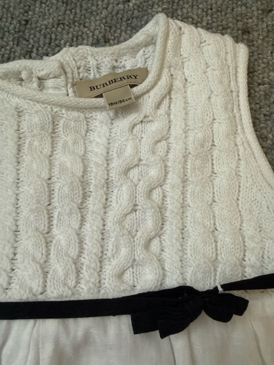 Burberry Lotti & Set di vestiti: Ensemble Burberry bébé (18 mois/86cm) - Impeccable! – Nuovo (secondo la descrizione) da La Chaux-de-Fonds venduto da Girardin79 1