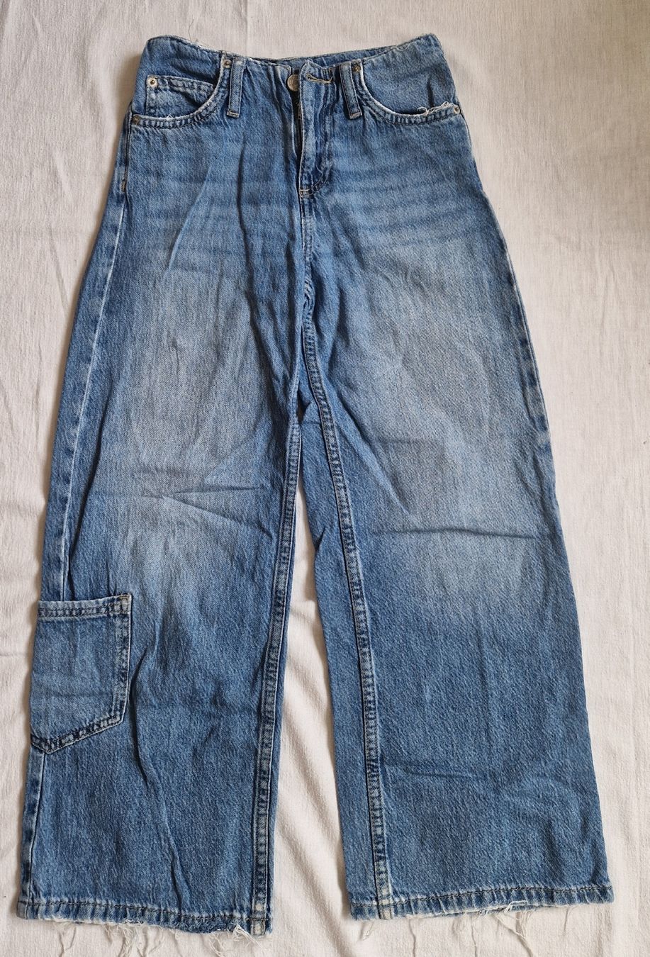 Zara Hosen: Zara Jeans Gr. 134, regulierbare Tabelle – Gebraucht aus Muri b. Bern von rol_xtf8