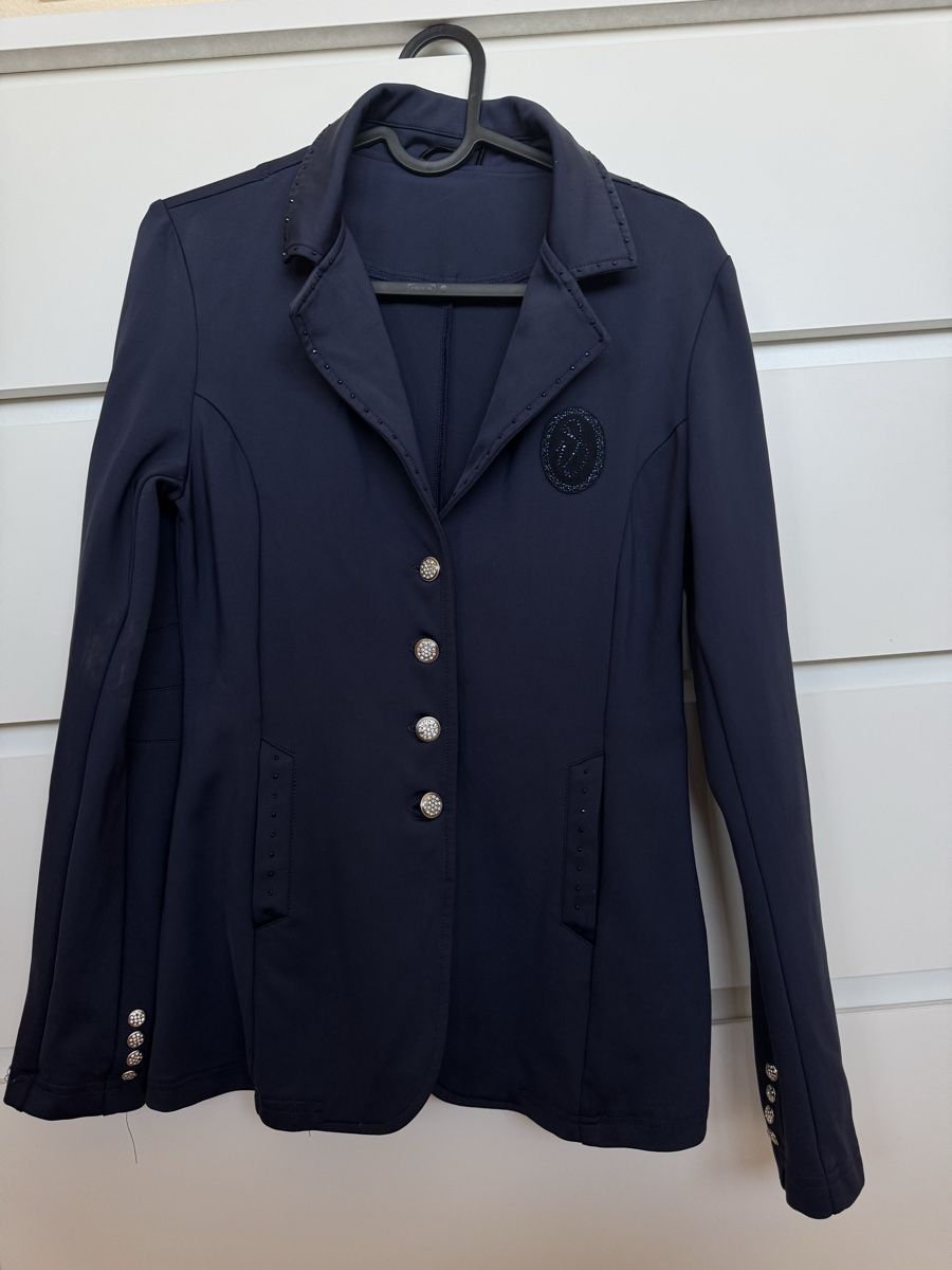 Uniformes: Turnierjacket  – D'occasion à St. Gallen par jas_m6t2