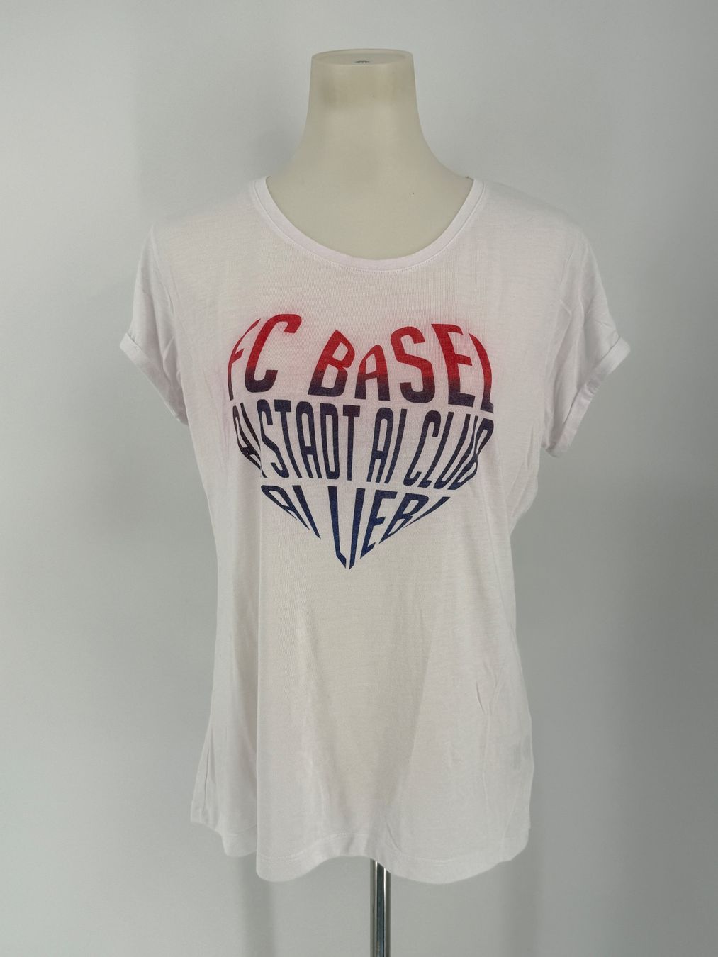 FC Basel T-shirt: FC Basel Shirt Gr. XL – Usato da Auenstein venduto da moin.