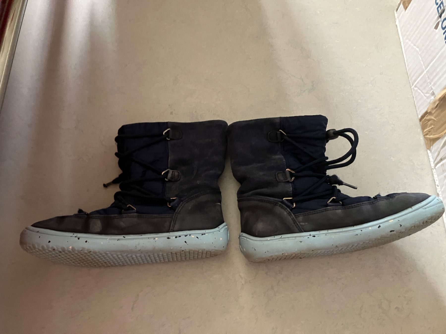 Chaussures garçon: Belenka Snowfox 33 – D'occasion à Niederglatt ZH par boeca82 1
