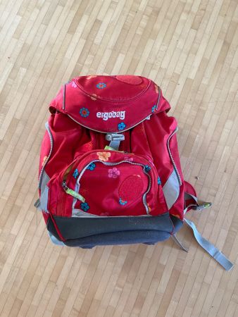 Ergobag Schulthek rot (Brustgurt-Schnalle neu ersetzt)