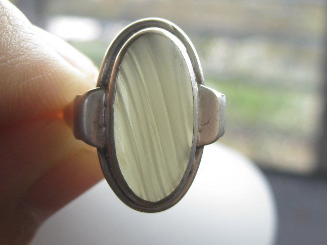 Anelli: Antik Ring Silber 800 / gestreifter Stein / 4 g / Gr. 55 – Usato da Ermatingen venduto da Decovin