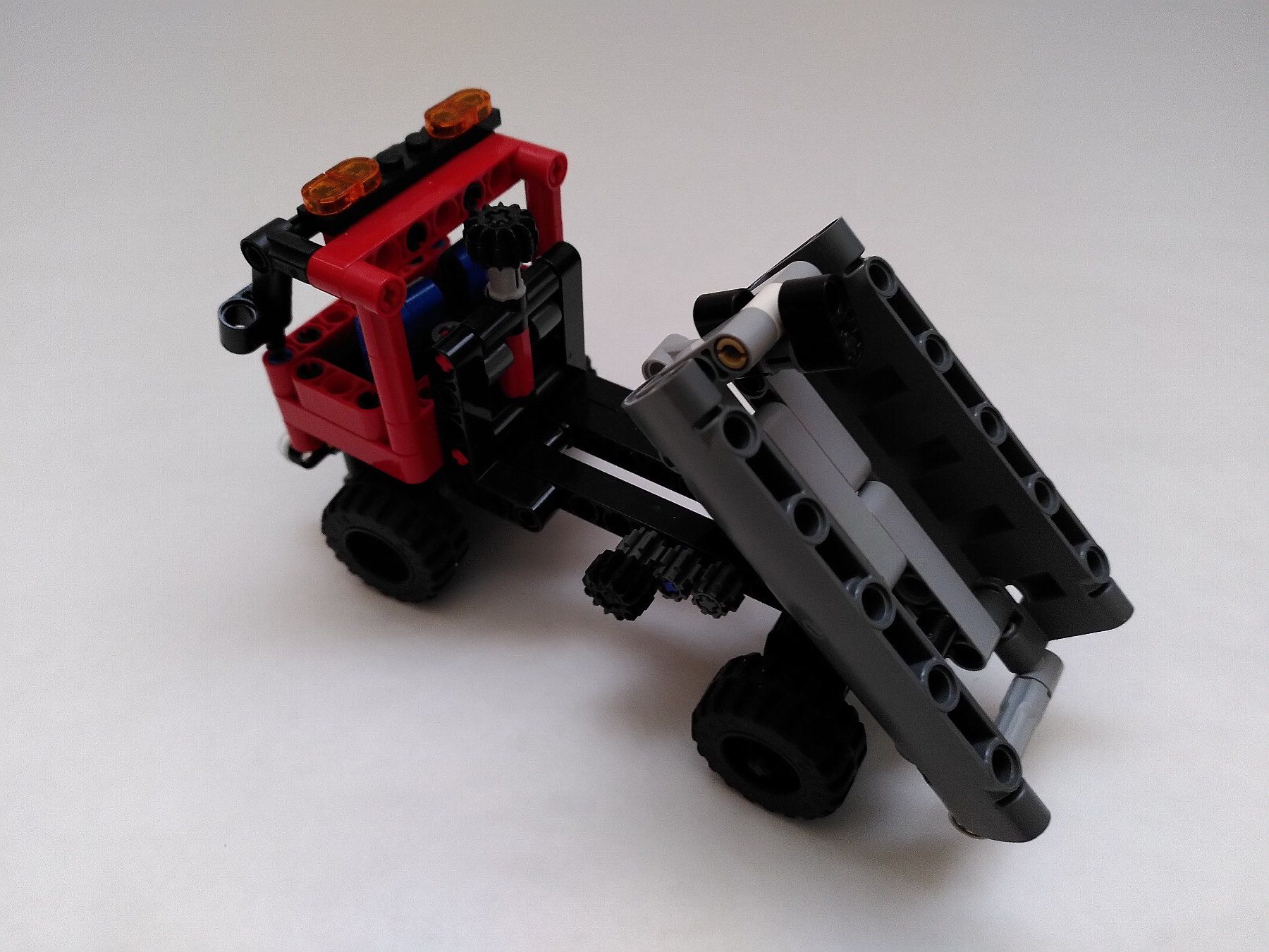 Lego Spielzeuge: LEGO TECHNIC: Set 42084_Hook Loader – Gebraucht aus Zuchwil von Biber413 1