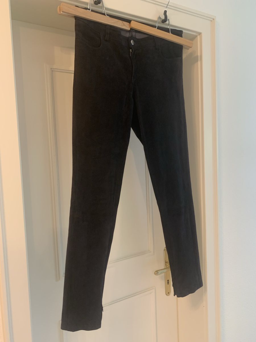 Pantaloni: Wildlederhose Gr. 38 dunkelblau – Usato da Schaan venduto da irmgarda02