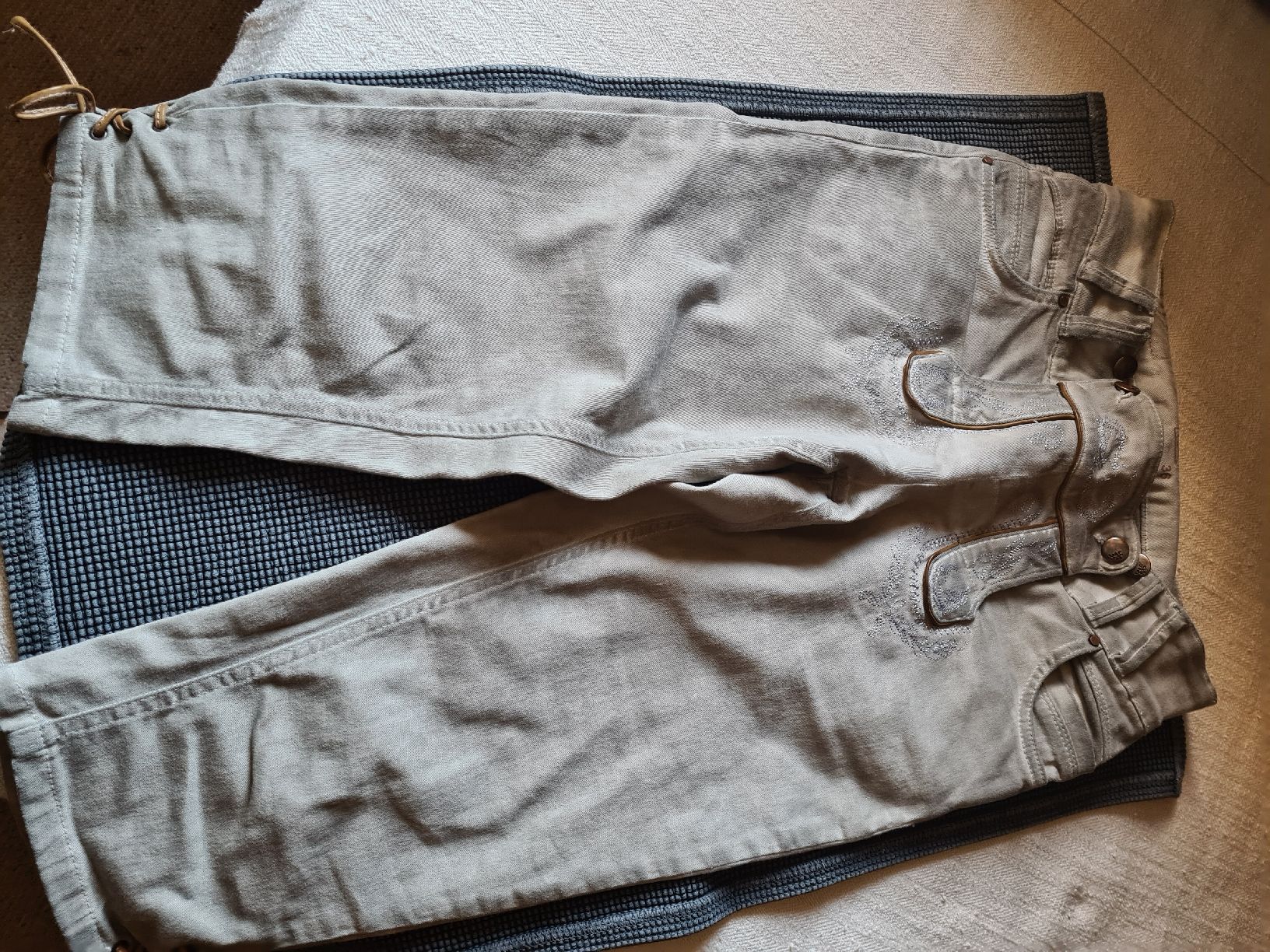 Pantaloni: Trachenhose Jeans – Usato da Falera venduto da Claudia610506 5