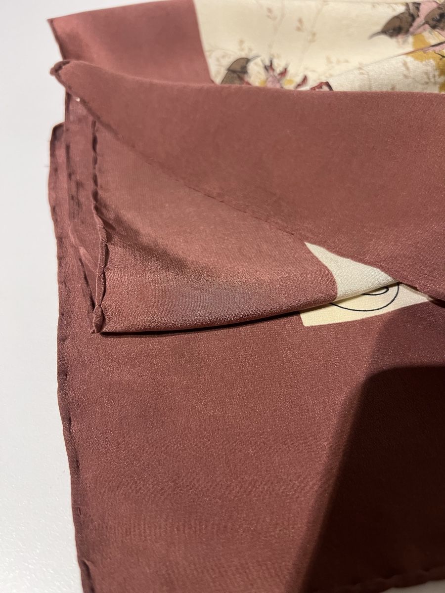 Gucci Foulards, Tücher & Schals: Foulard en soie Gucci  – Gebraucht aus St-Pierre-Clages von ste_xk6p 6
