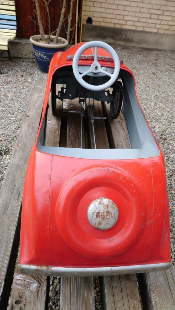 Veicoli per bambini: Ferbedo Bogward Tretauto – Usato da Winterthur venduto da Faeb6 1