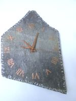 Wanduhr aus Granit