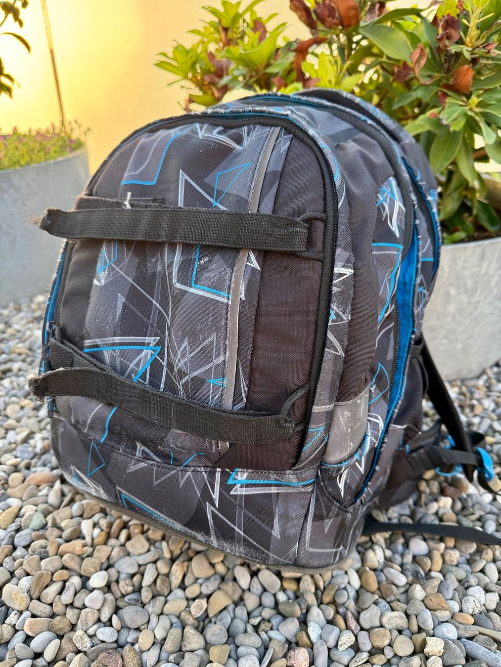 Satch Kindertaschen: Satch Schulthek schwarz grau blau – Gebraucht aus Cham von Contuc