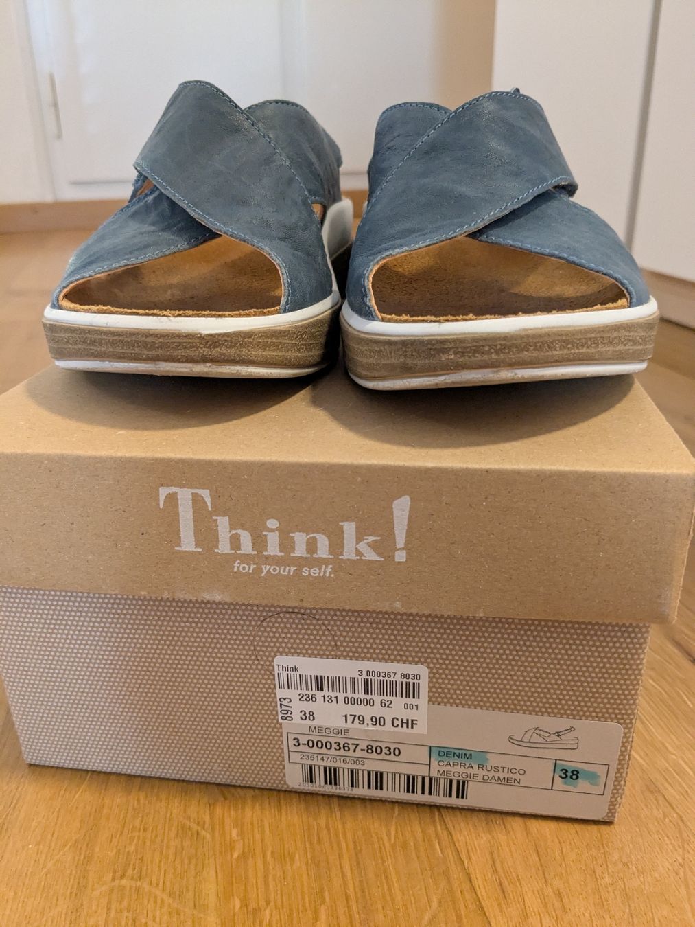 Think Scarpe da donna: Think Sandalen Gr38 – Nuovo (secondo la descrizione) da Wettingen venduto da wettingen23 2