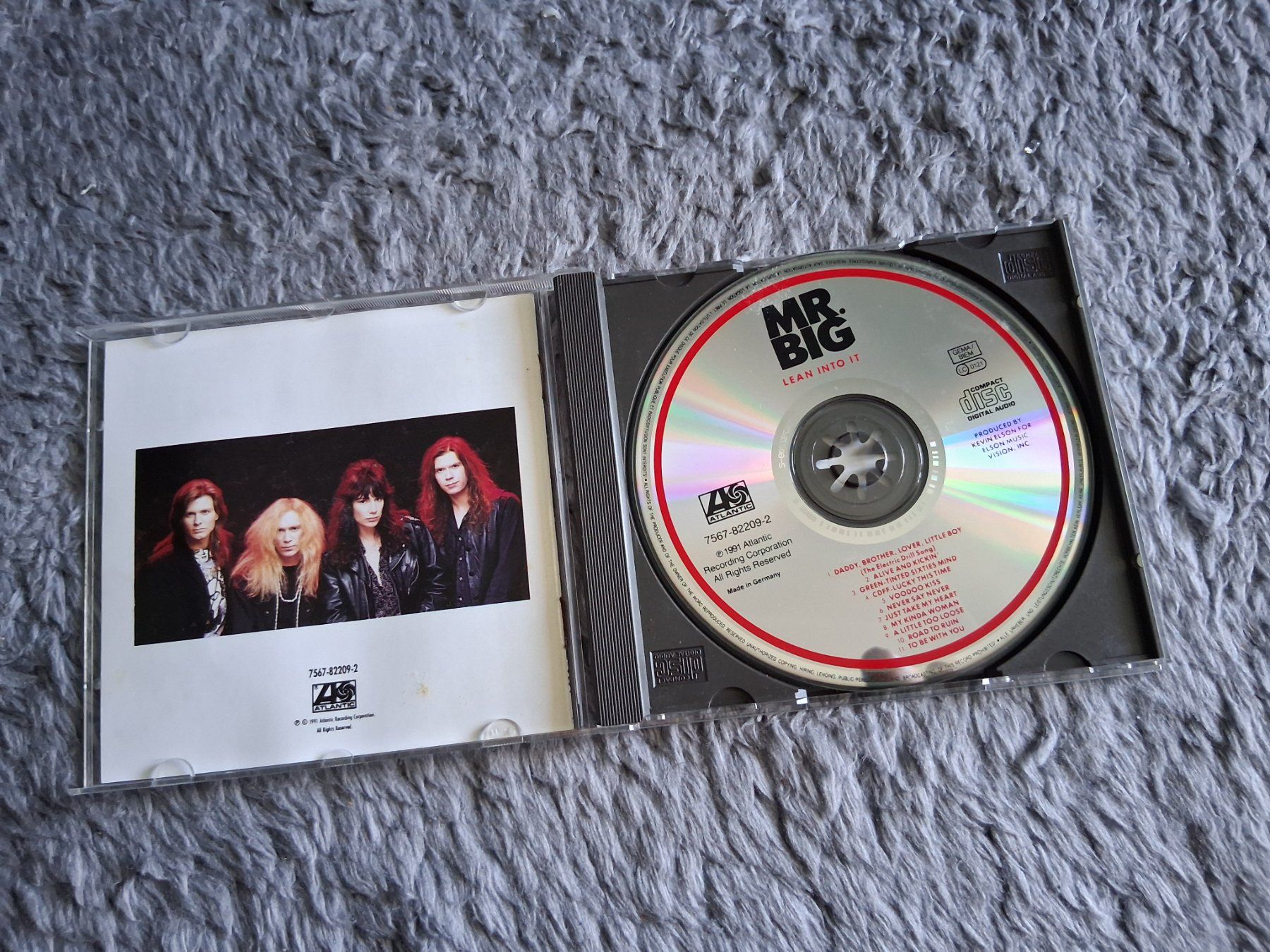 CD: MR. BIG       LEAN INTO IT         CD – Usato da Wetzikon ZH venduto da Ramones01 2