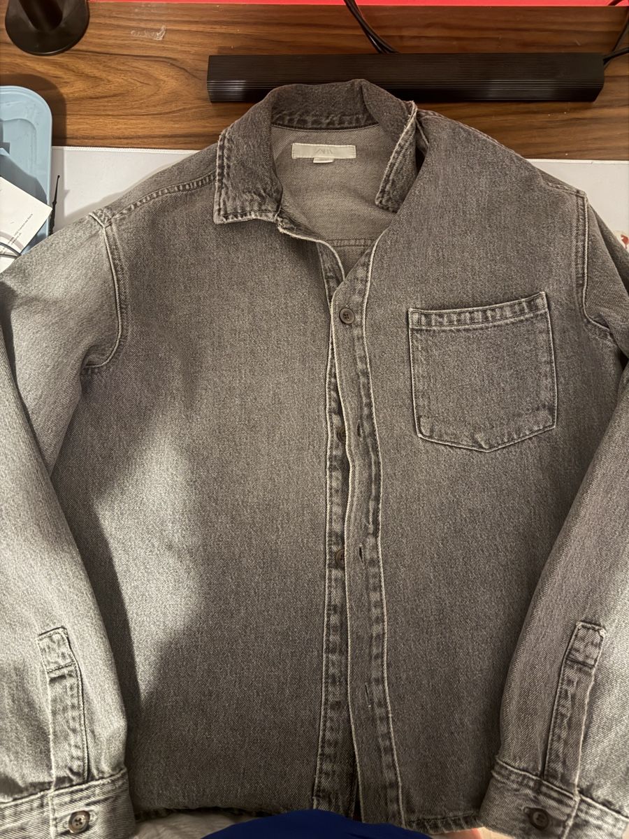Zara Chemises: Zara Hemd Grau S – D'occasion à Langenthal par N4900