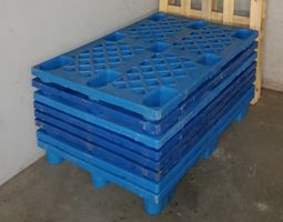 8 Euro Palettes