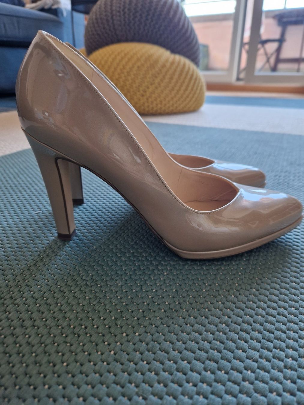 Kaiser Scarpe da donna: Beautiful pumps size 39 – Nuovo (secondo la descrizione) da Lausanne venduto da Issss