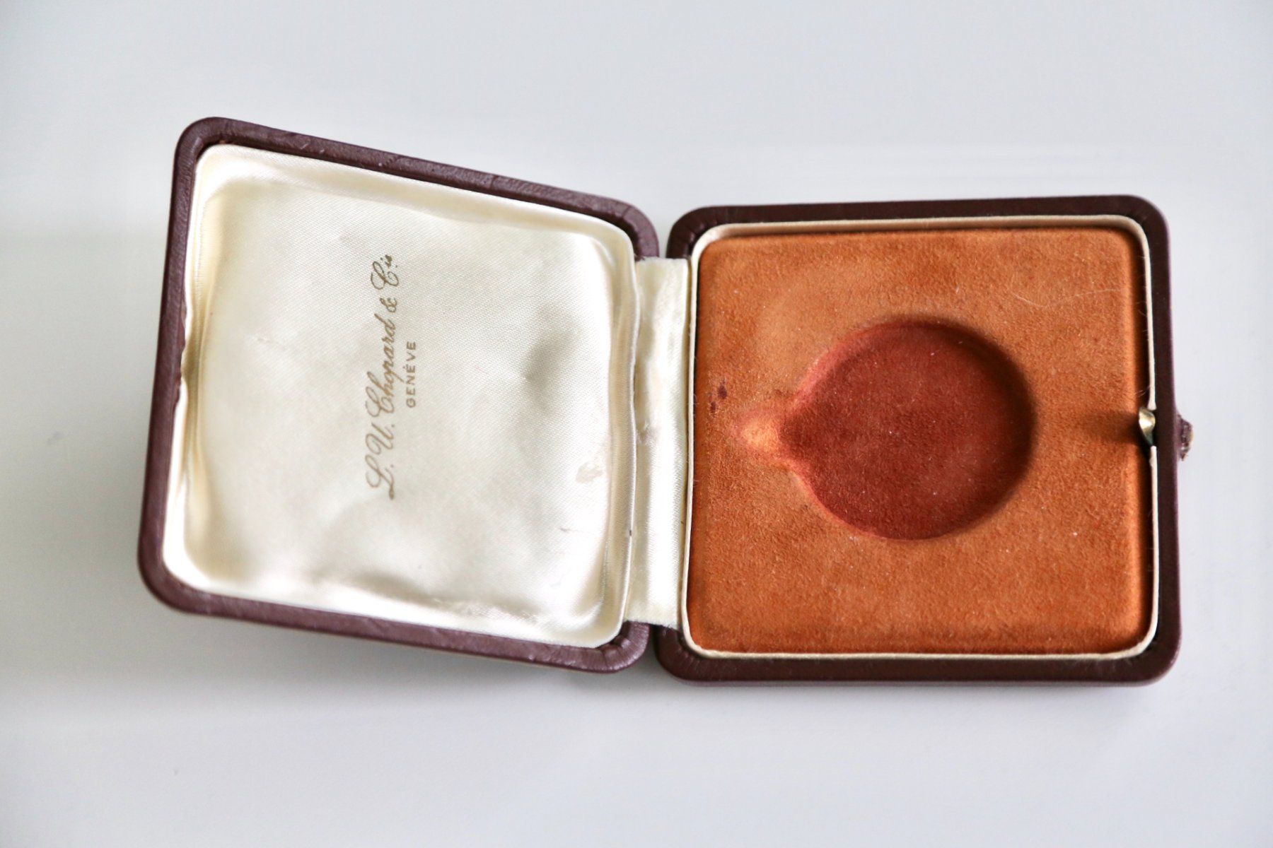 Chopard Orologi: Chopard Taschenuhrbox – Usato da Reinach BL venduto da Han-Numismatik 1