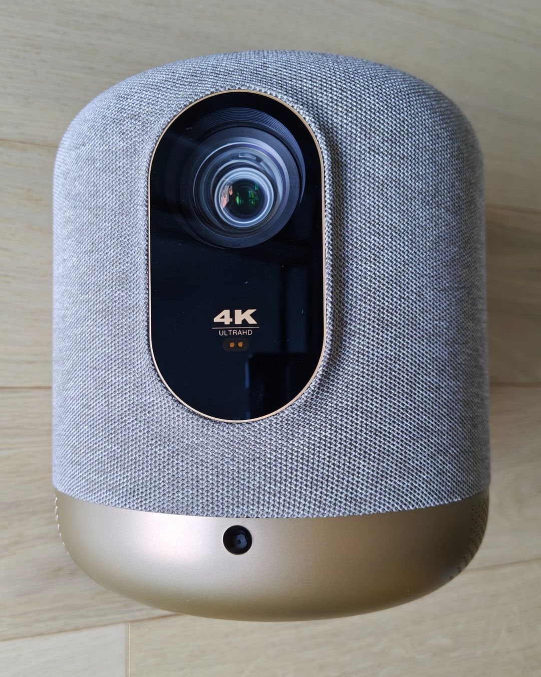 Proiettori: Formovie Beamer 4K rund – Usato da Bolligen venduto da Casewise 1