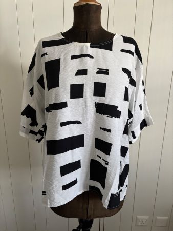 Hübsche Shirt Bluse weiss/schwarz - ca. 42