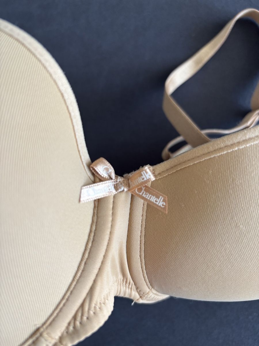 Chantelle Altra biancheria intima: Chantelle BH, Grösse 80B, Beige, Neu – Nuovo (secondo la descrizione) da Salenstein venduto da Silly...0 1