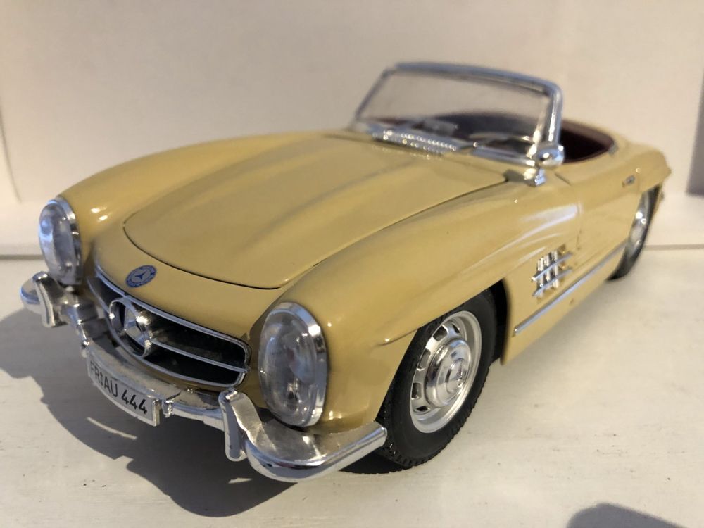 Magnifique Réplique Mercedes-Benz 300 SL Au 1:18, Modèle En Métal Collector