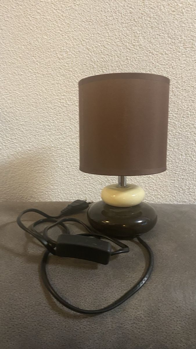 Lampes: Tischlampe/Nachttischlampe Seylumiere Choco/Creme  – D'occasion à Zürich par Timi80 1