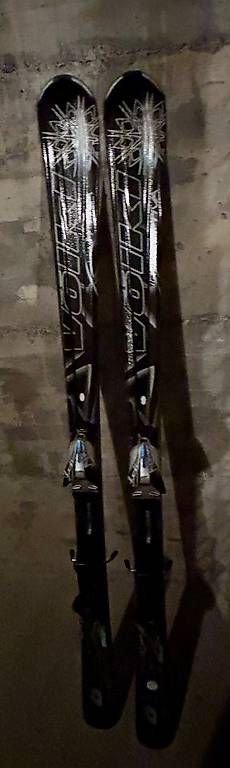 Skis: Völkl Attiva Damenskis, 161cm – Gebraucht aus Zürich von Nia_S 1