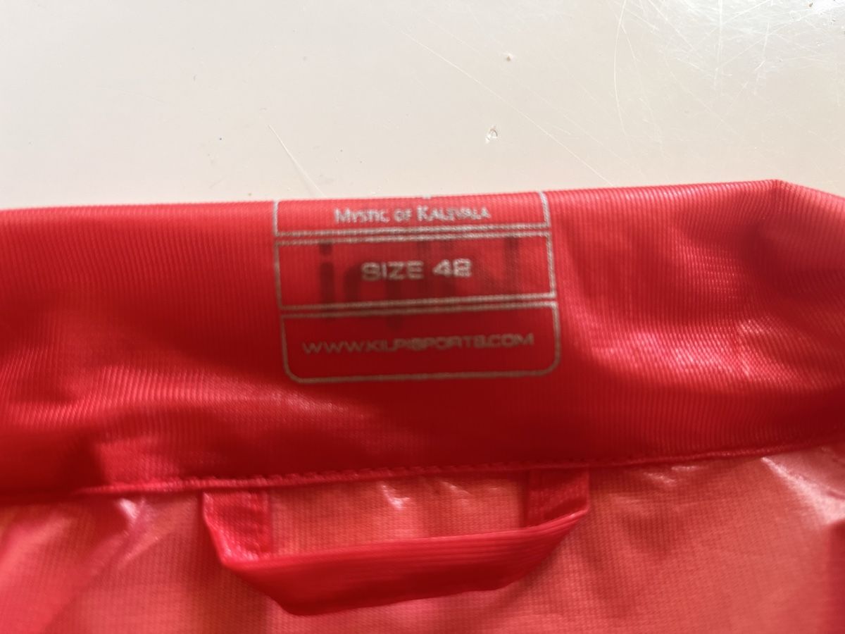Kilpi Jacken: Windjacke Kilpi – Gebraucht aus Matten(St.Stephan) von sch_5csq 3