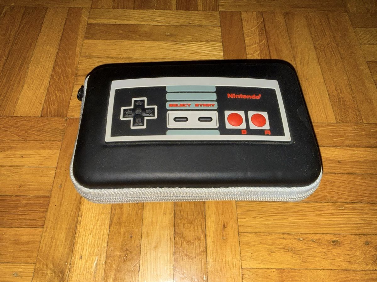 Nintendo Console: Nintendo 3DS XL -SNES Edition – Usato da Buchs ZH venduto da Hitsch1402 6