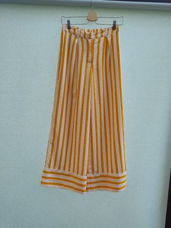Gestreifte Sommerhose Wide Fit gelb/weiss von Selected Femme