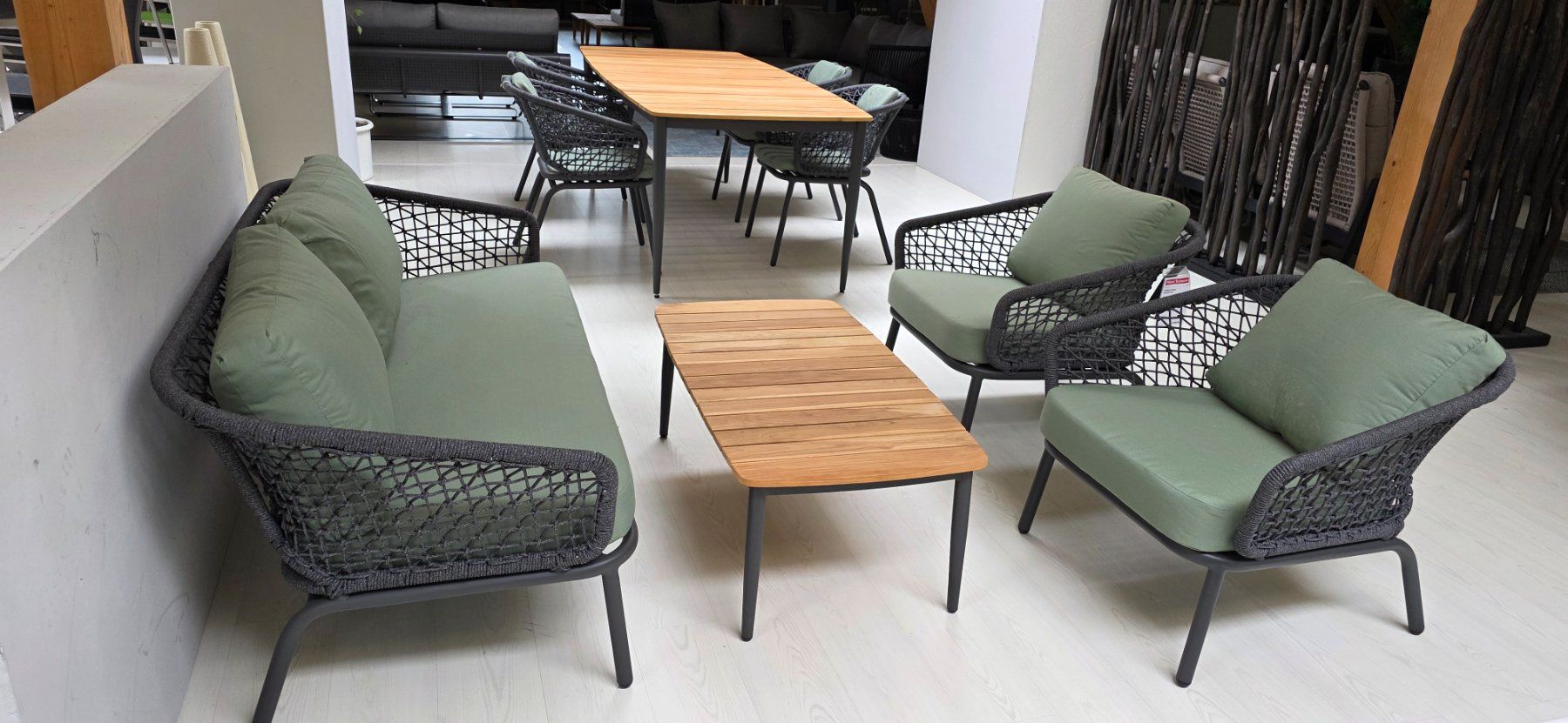 Divani: Gartenlounge neu mit 2 Sessel – Nuovo e nell'imballaggio originale da Lützelflüh-Goldb venduto da Rampenverkauf_72_