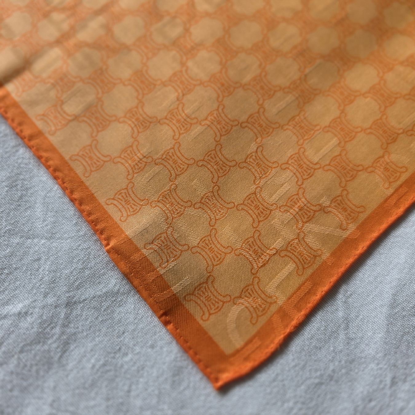 Celine Foulard & Sciarpe: Neues CELINE Baumwolltuch 58x58 cm – Nuovo e nell'imballaggio originale da Zürich venduto da LIMAR 4