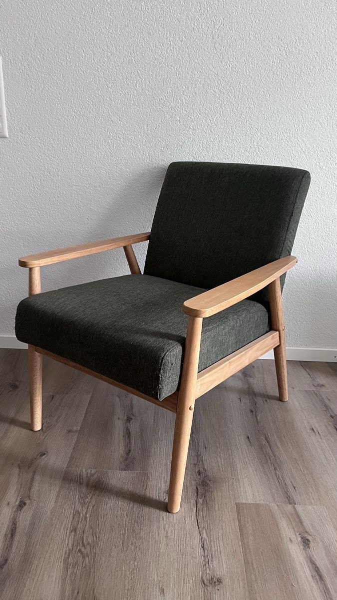 Poltrone: Sessel dunkelgrün Holz – Usato da Luzern venduto da Calidru