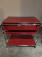 USM Rollwagen in Rot