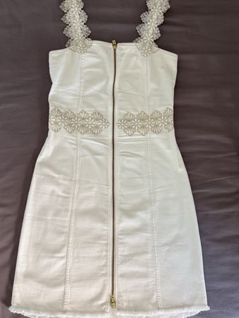 Caroline Biss robe