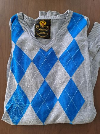 3 Pullover im Bundle