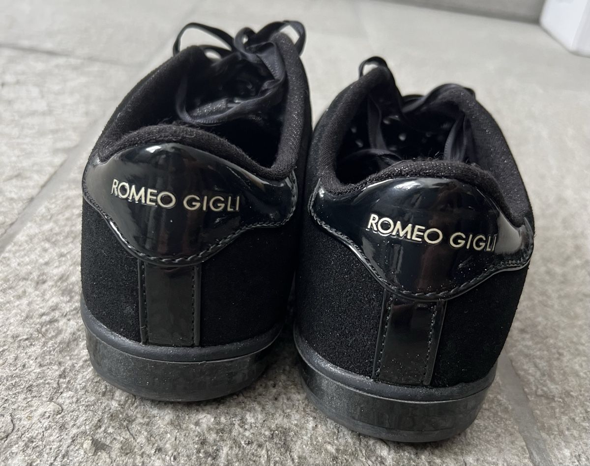Damenschuhe: ROMEO GIGLI  Samt Lack Grösse 36 – Gebraucht aus chur von Ika11 4