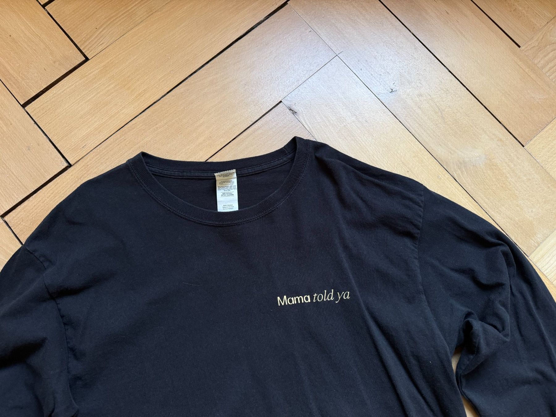 T-Shirts: Anetha Langarmshirt schwarz "Mama Told Ya" L – Gebraucht aus Zürich von Diazaio 1