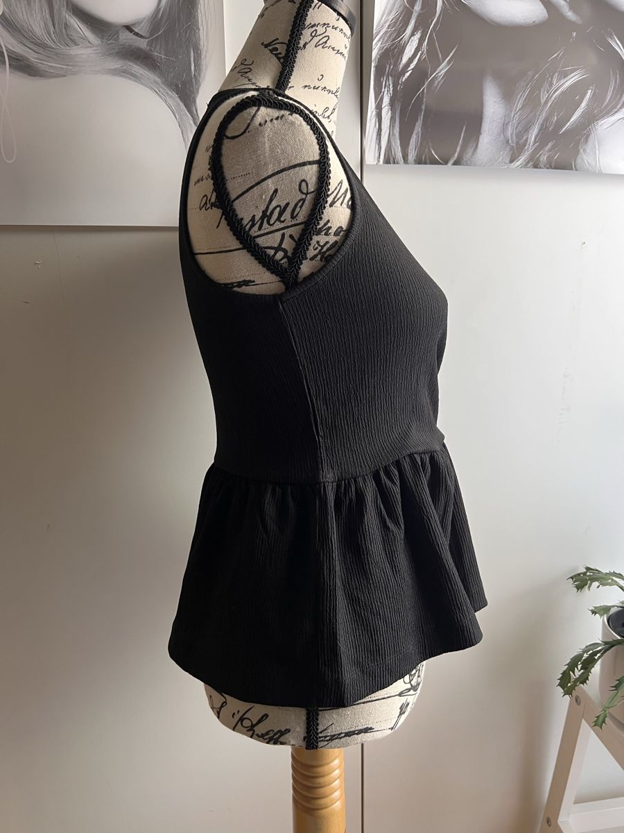 Anna Field Top: Anna Field Elegantes Wickel Top mit Peplum, Gr.S – Usato da Hünenberg See venduto da mississauga 2